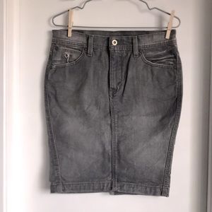 Levi's Grey Distressed Denim Skirt - Size 4